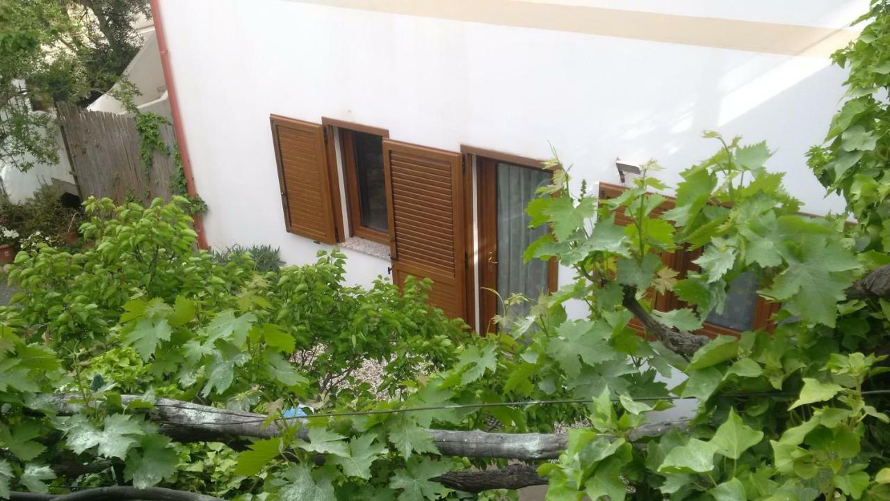Ferienwohnung Lovely House Nebida Exterior foto